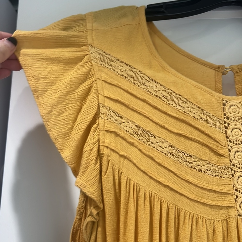 **SOLD!**American Eagle Flutter Top in Mustard Yellow/Gold - Picture 3 of 5